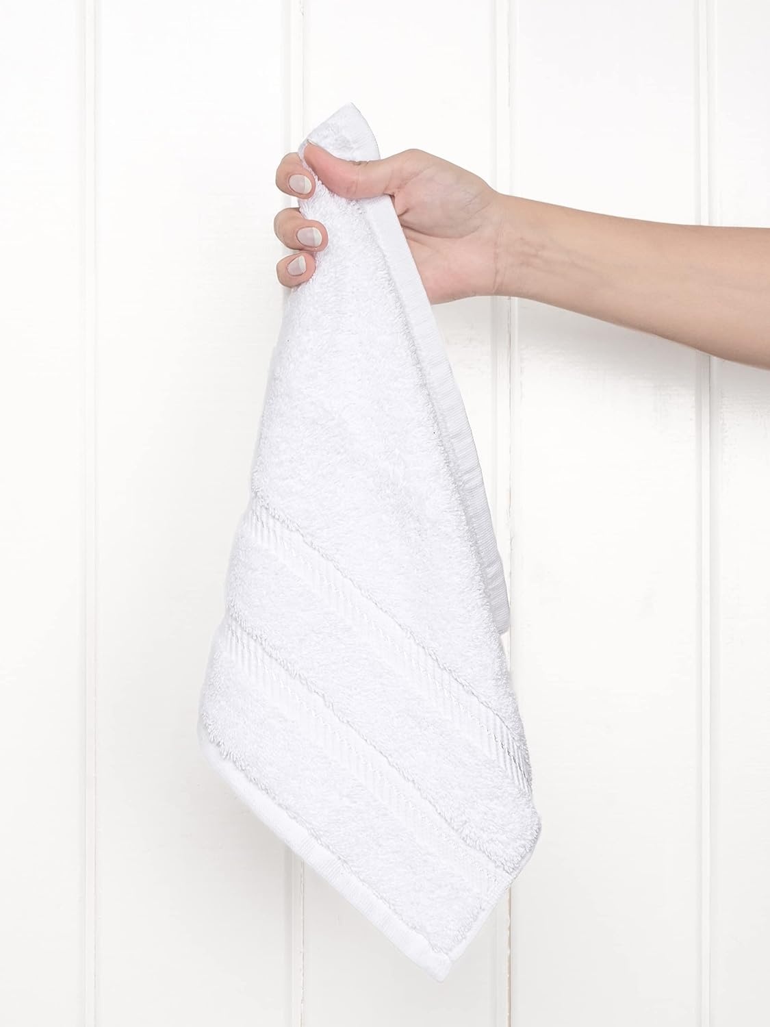 image:imageAmerican Soft Linen 100 Cotton Luxury Turkish Towels 4 PC Hand Towel Set Soft Absorbent Quick Dry OEKO Tex Standard 100 Certificated Durable Machine Washable Breathable Premium Hotel QualityBright White
